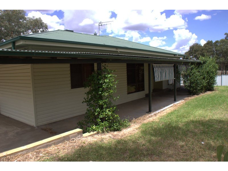 4 DOWS LANE, Coonabarabran NSW 2357