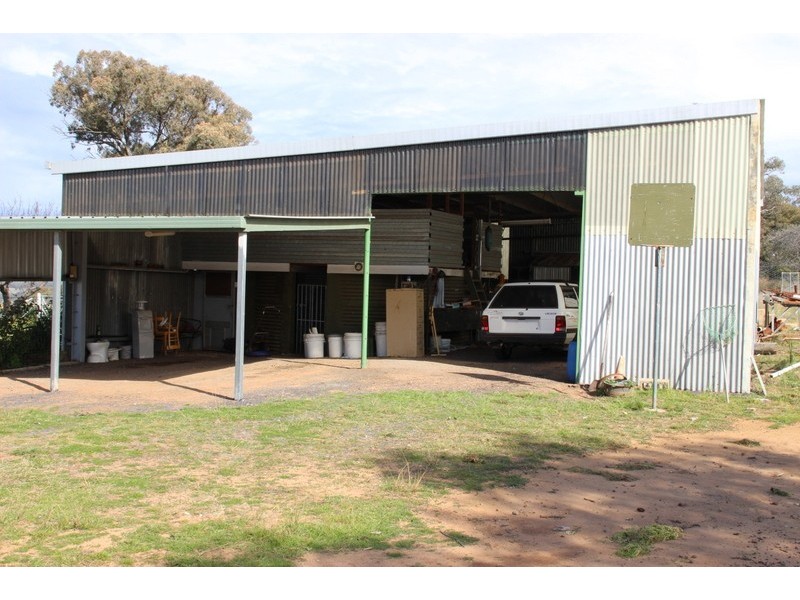 ” DERRIWONG”, Binnaway NSW 2395