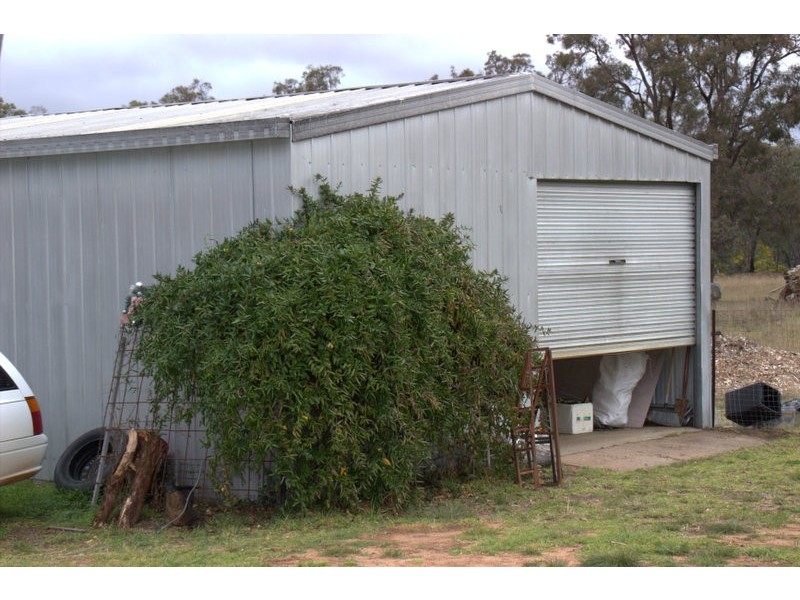 12 OXLEY HIGHWAY, Rocky Glen NSW 2357