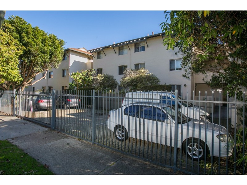 K24/45 King George Street, Victoria Park WA 6100