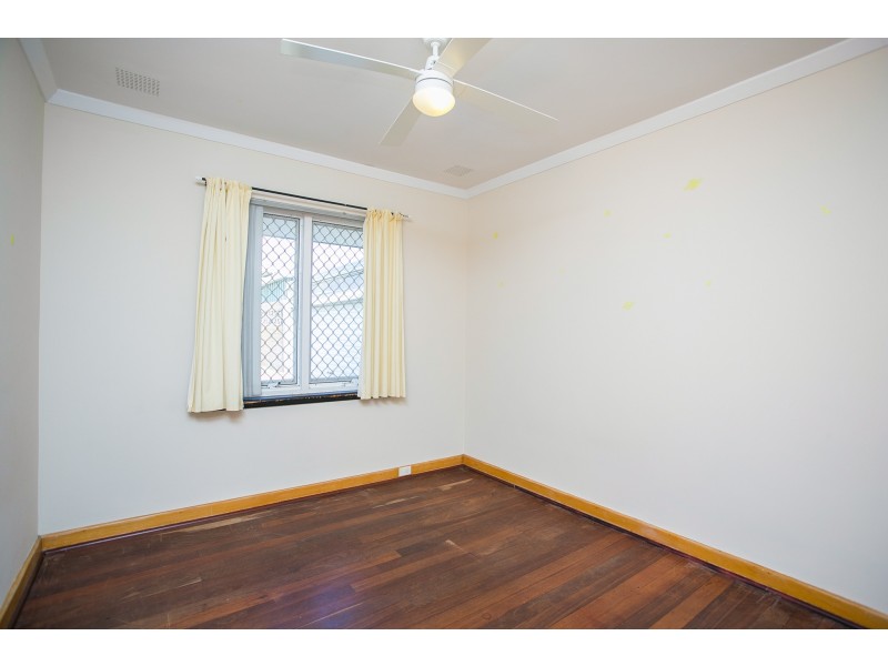 3 Morton Road, Hamilton Hill WA 6163
