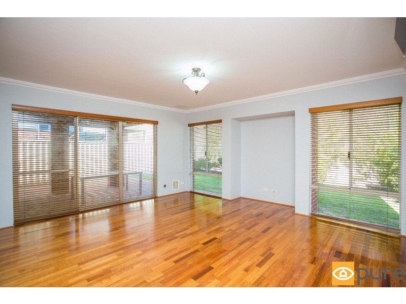 2 India Street, Inglewood WA 6052