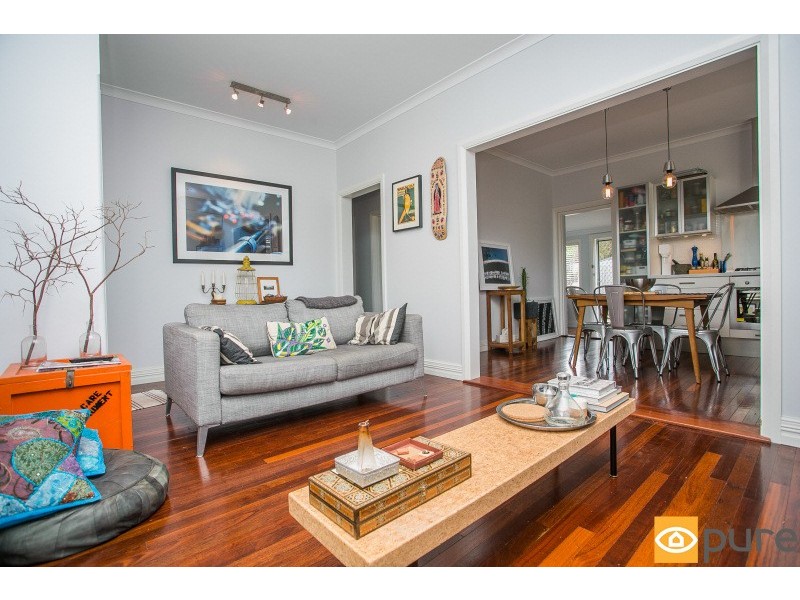 37 Reen Street, St James WA 6102