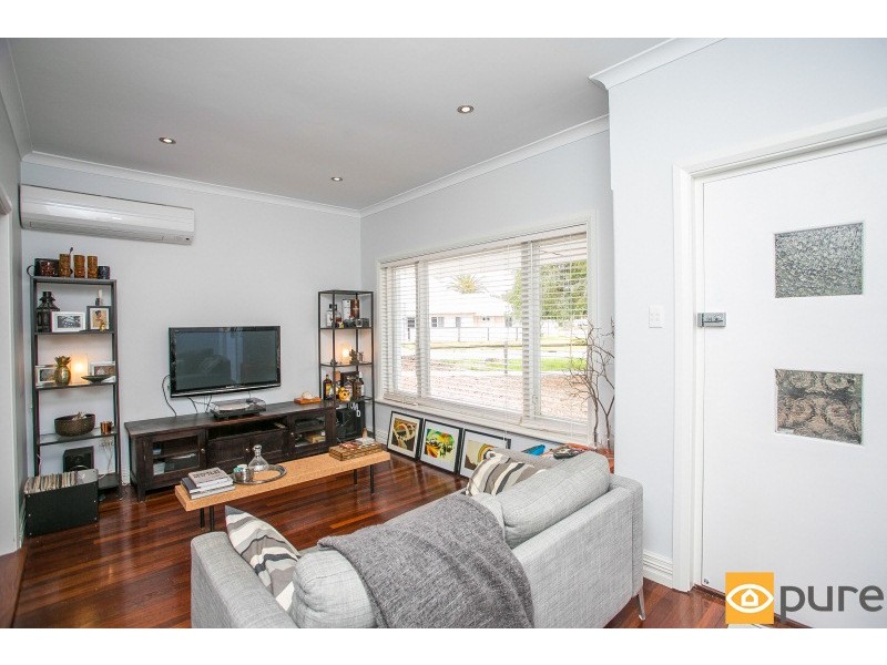 37 Reen Street, St James WA 6102