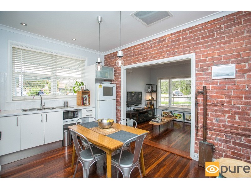 37 Reen Street, St James WA 6102