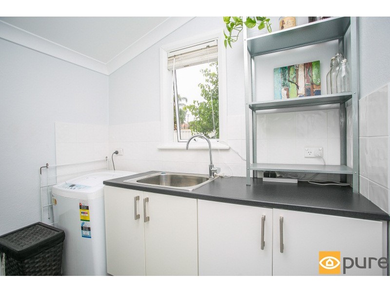 37 Reen Street, St James WA 6102