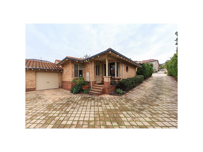 2/58 Kinsella Street, Joondanna WA 6060