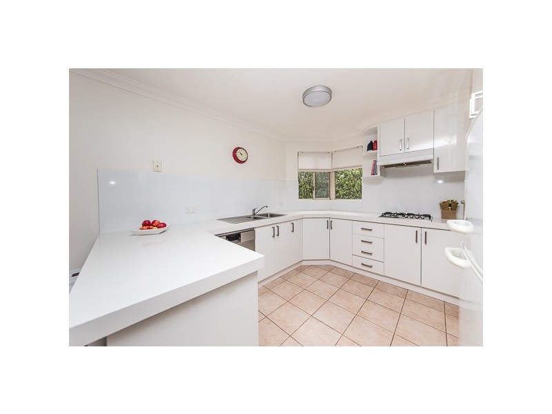 2/58 Kinsella Street, Joondanna WA 6060