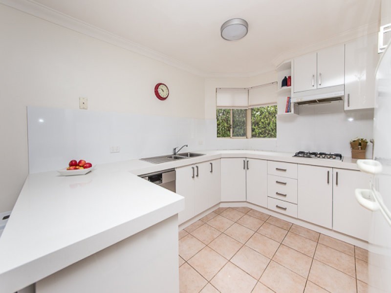 2/58 Kinsella Street, Joondanna WA 6060