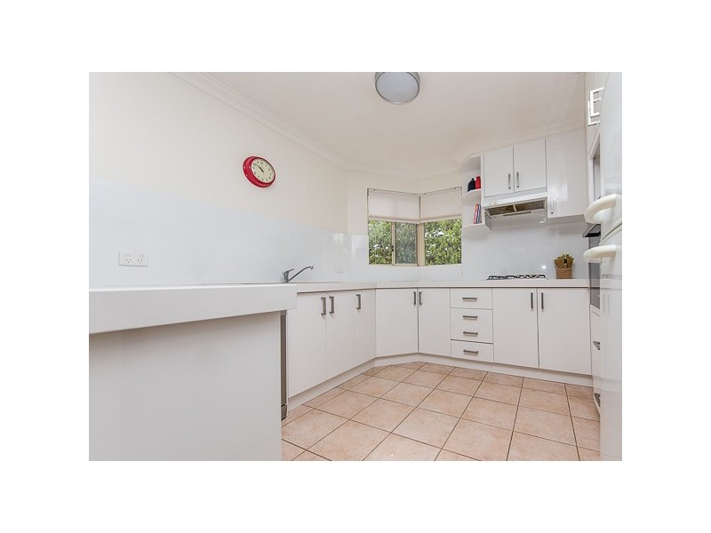 2/58 Kinsella Street, Joondanna WA 6060