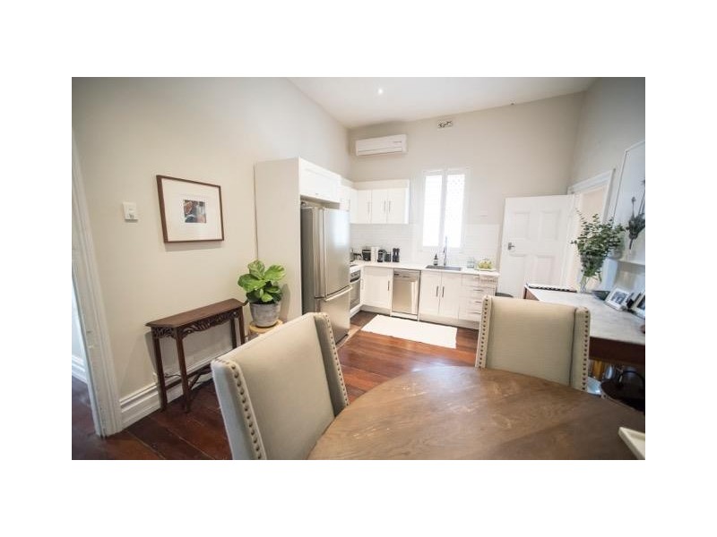 4 Alfred Road, North Fremantle WA 6159