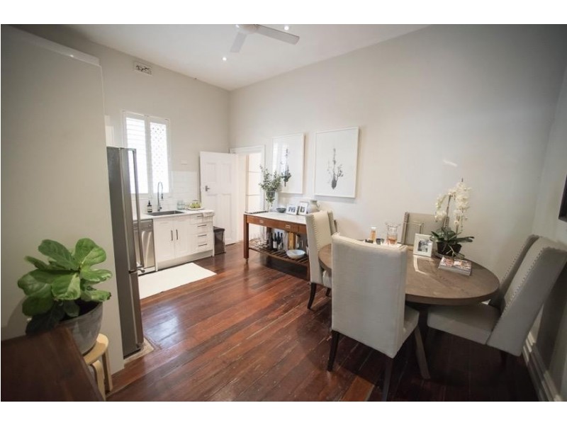 4 Alfred Road, North Fremantle WA 6159