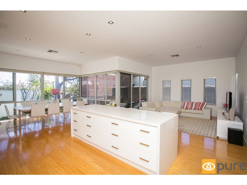 4 Bellevue Terrace, Swanbourne WA 6010