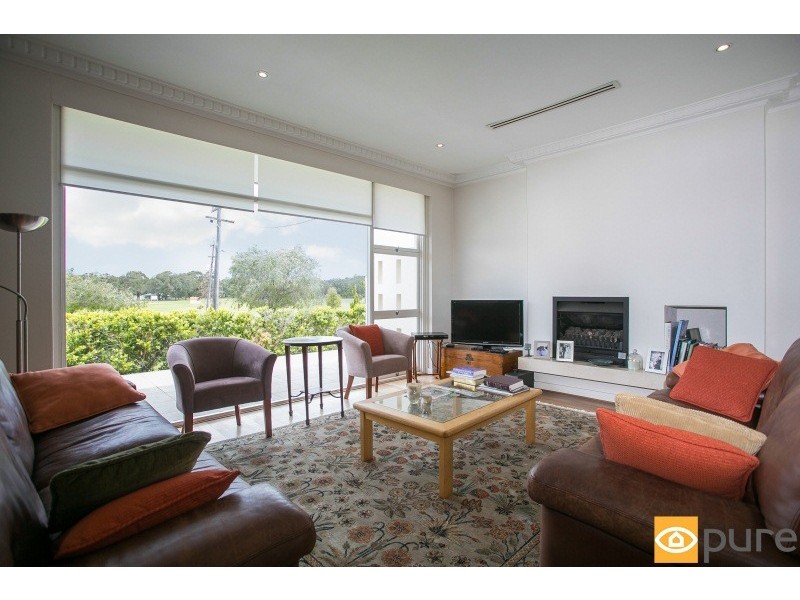 36 Oceanic Drive, Floreat WA 6014