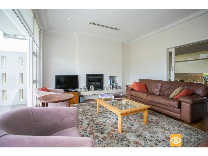 36 Oceanic Drive, Floreat WA 6014