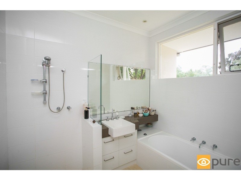 36 Oceanic Drive, Floreat WA 6014