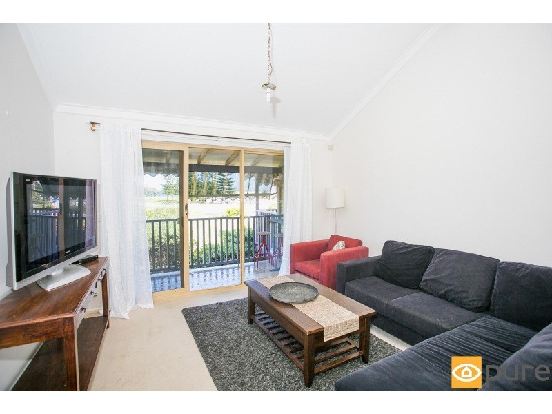 8/174 Marine Terrace, South Fremantle WA 6162
