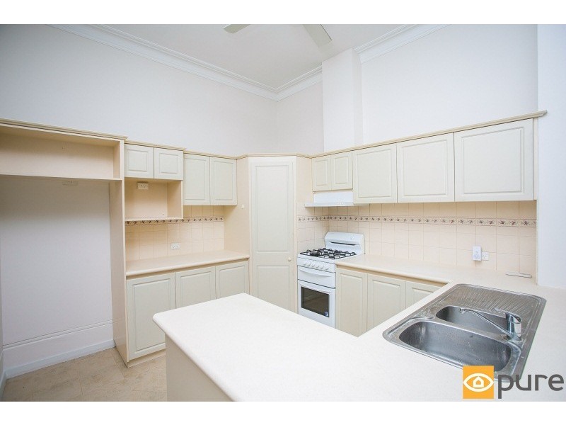 133 Tenth Avenue, Inglewood WA 6052