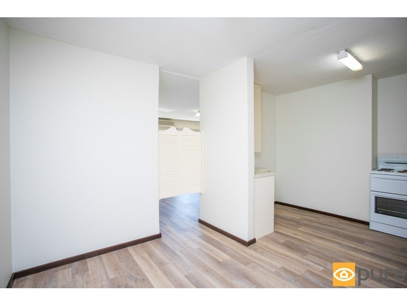 2/1 Mary Street, Como WA 6152
