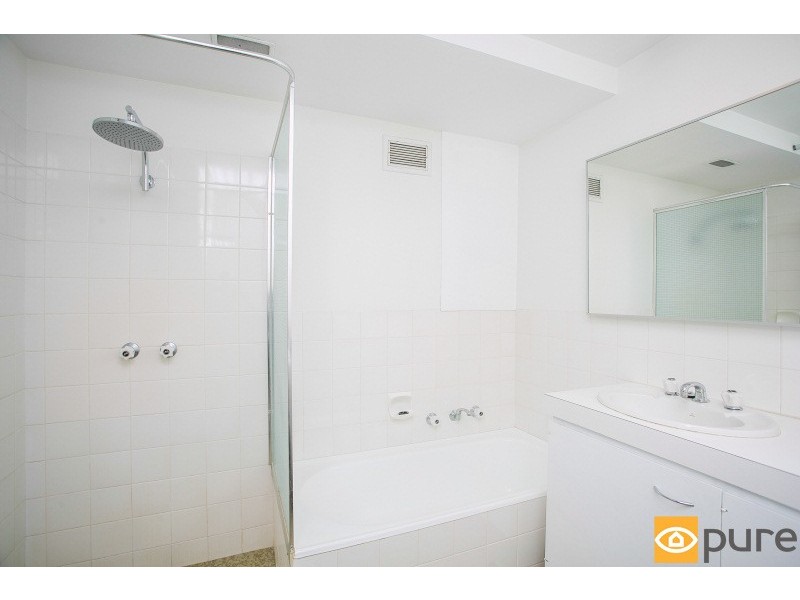 12B/25 Victoria Avenue, Claremont WA 6010