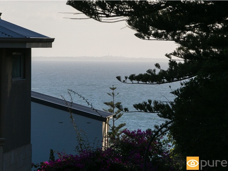 1/108 Broome Street, Cottesloe WA 6011