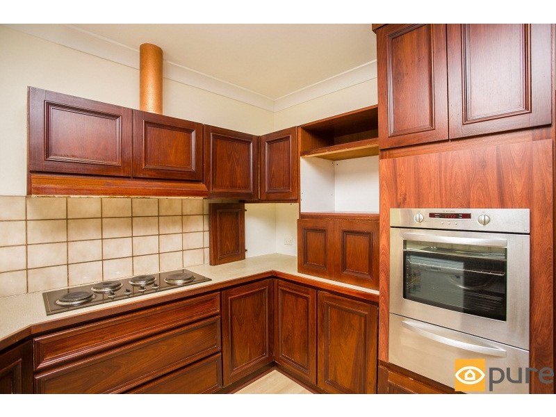 16 Hynes Road, Dalkeith WA 6009
