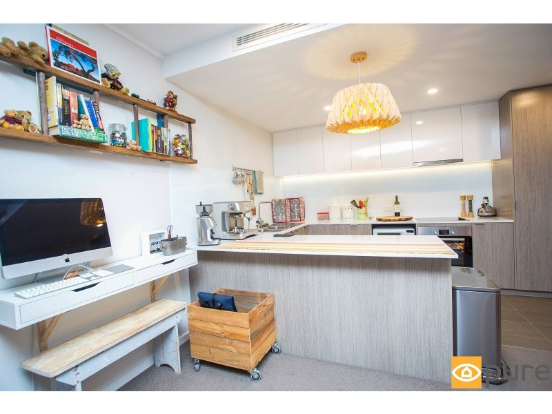 9/32 Whatley Crescent, Mount Lawley WA 6050