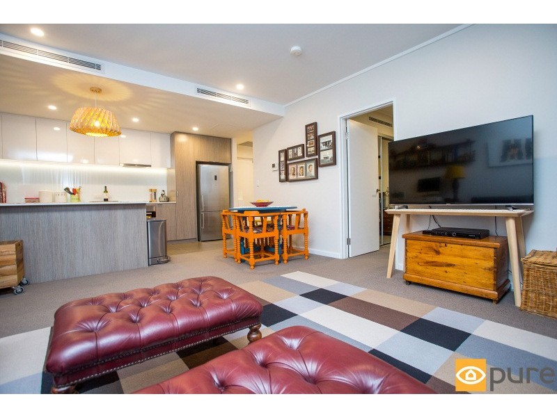 9/32 Whatley Crescent, Mount Lawley WA 6050