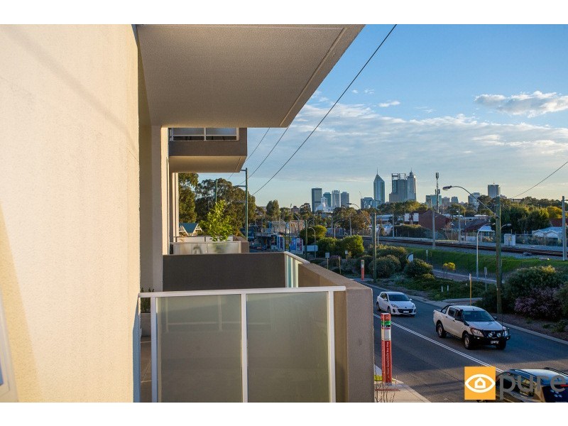 9/32 Whatley Crescent, Mount Lawley WA 6050