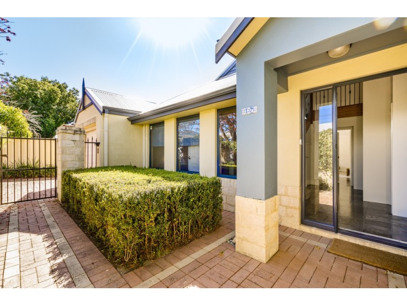 17 Ashton Avenue, Claremont WA 6010