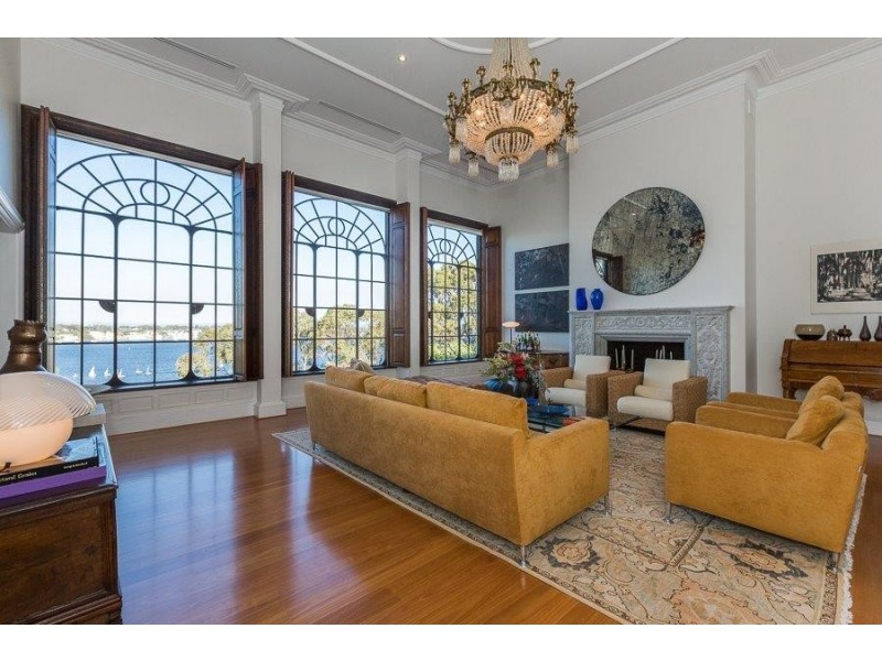 8 Bindaring Parade, Claremont WA 6010