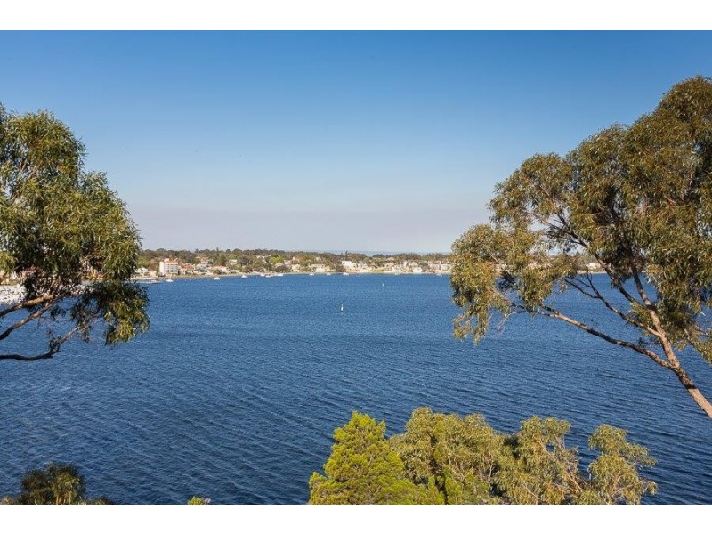 8 Bindaring Parade, Claremont WA 6010