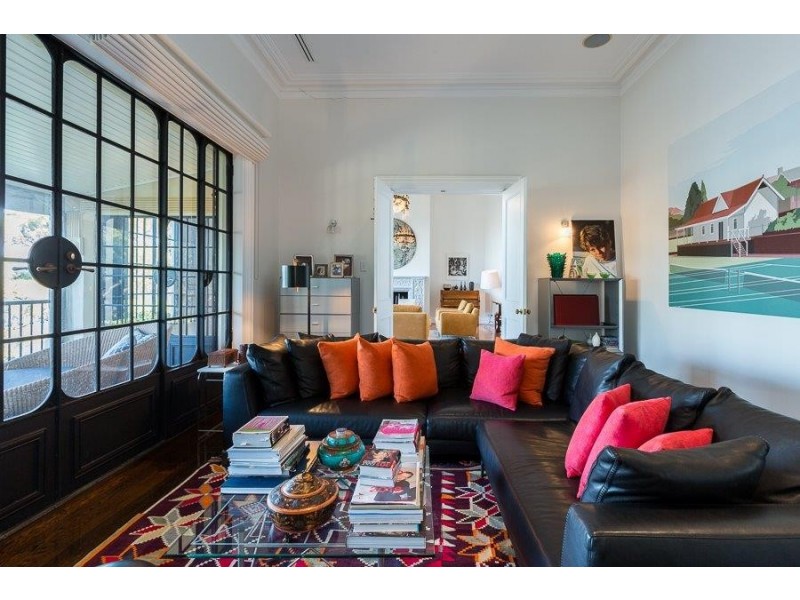 8 Bindaring Parade, Claremont WA 6010