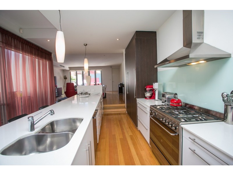 101a St Leonards Avenue, West Leederville WA 6007