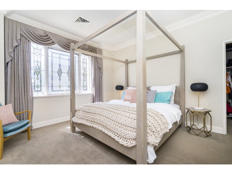 32 Bedford Street, Nedlands WA 6009