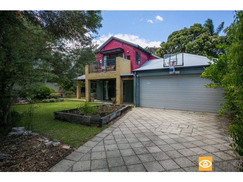 143a Stevens Street, White Gum Valley WA 6162