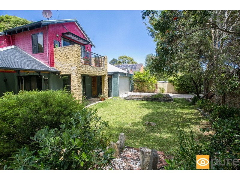 143a Stevens Street, White Gum Valley WA 6162