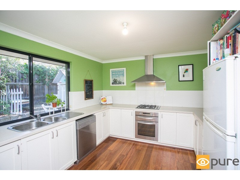 143a Stevens Street, White Gum Valley WA 6162