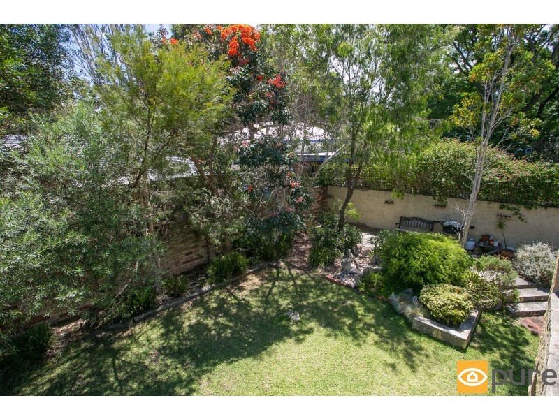 143a Stevens Street, White Gum Valley WA 6162