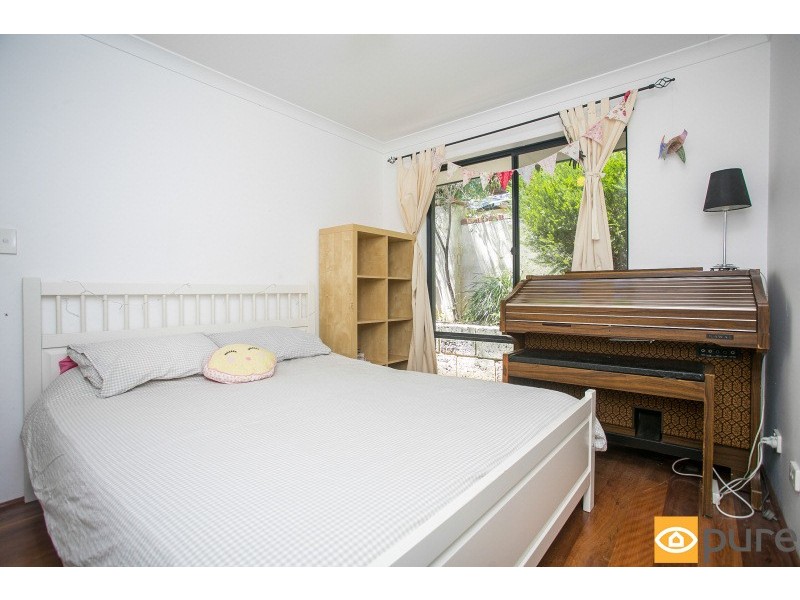 143a Stevens Street, White Gum Valley WA 6162