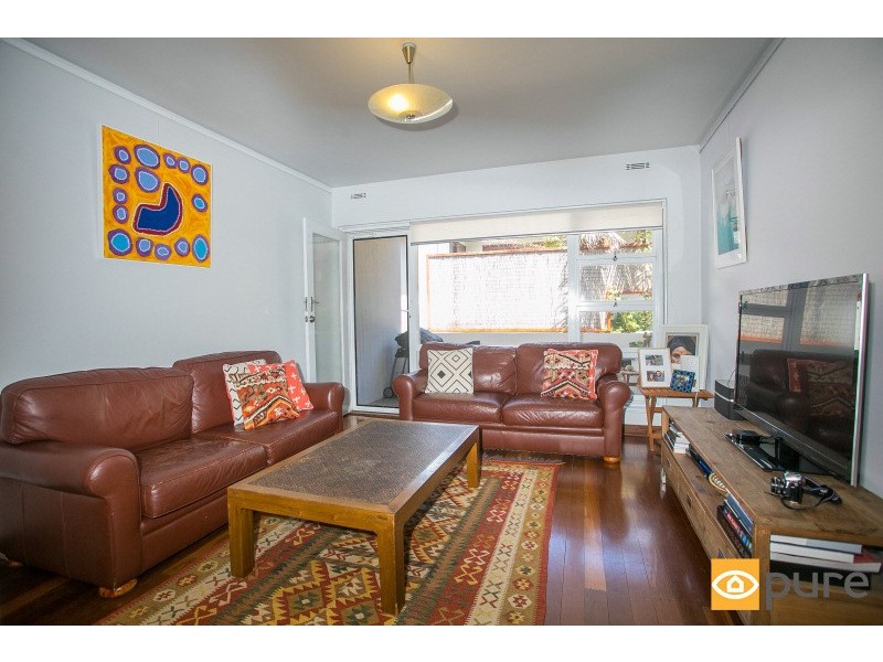 2/18 Beach Street, Cottesloe WA 6011