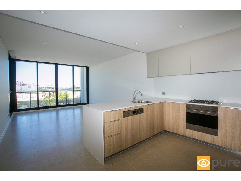212/17 Freeman Loop, North Fremantle WA 6159