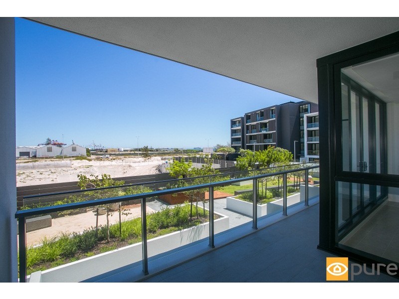 212/17 Freeman Loop, North Fremantle WA 6159
