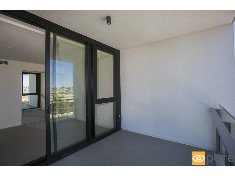 212/17 Freeman Loop, North Fremantle WA 6159