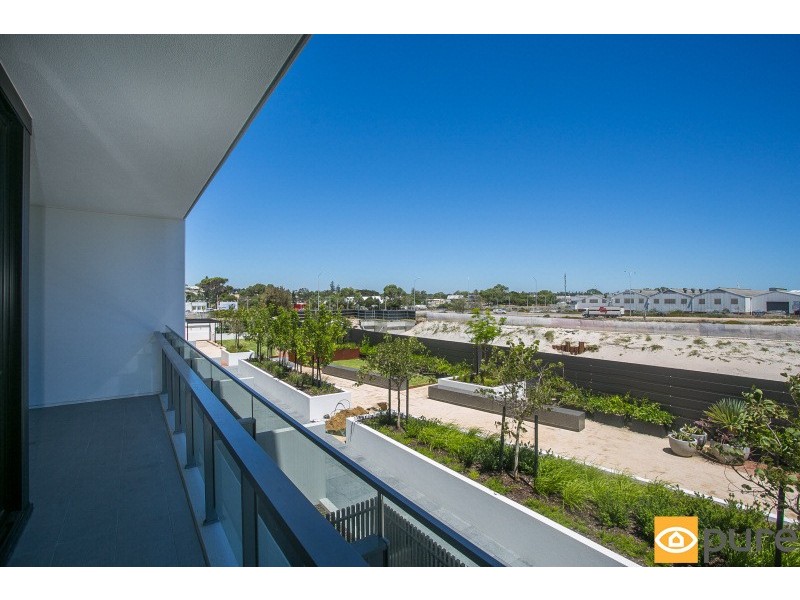 212/17 Freeman Loop, North Fremantle WA 6159