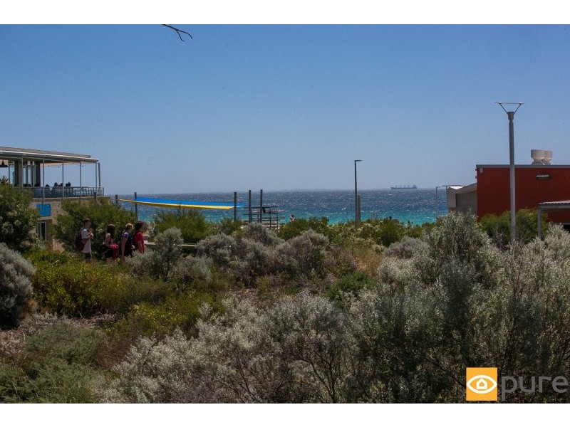 212/17 Freeman Loop, North Fremantle WA 6159