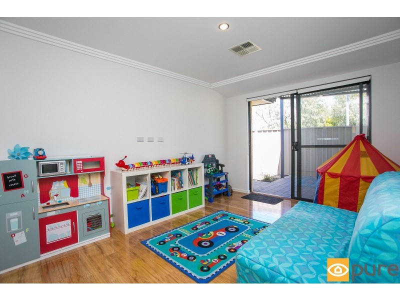 2 Tuart Street, Yokine WA 6060