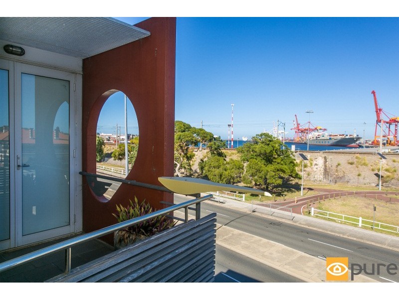 3/12 Kwong Alley, North Fremantle WA 6159