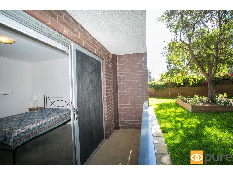 4/143 Onslow Road, Shenton Park WA 6008