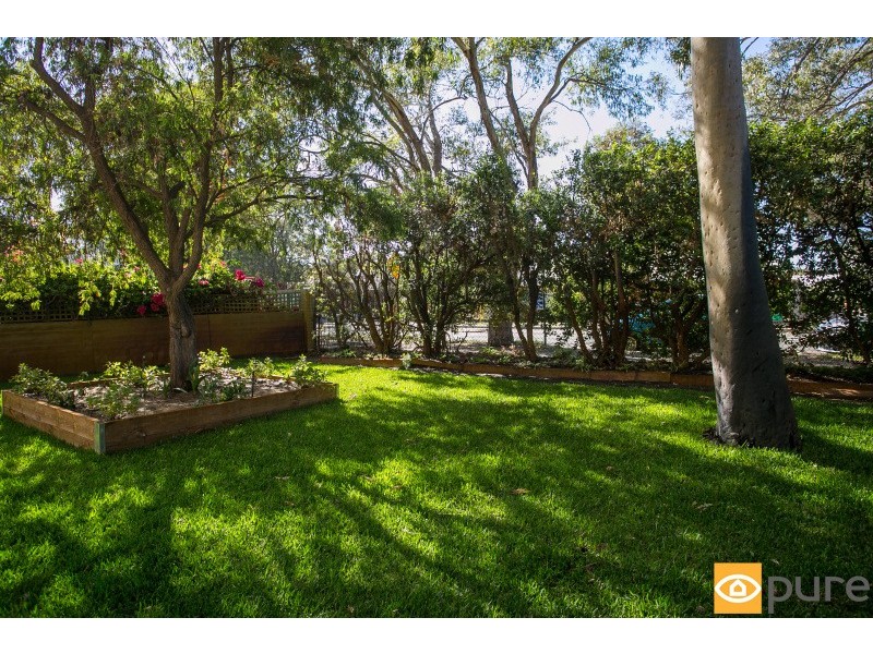 4/143 Onslow Road, Shenton Park WA 6008